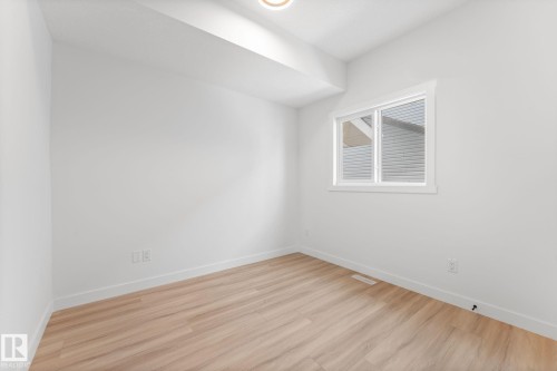 5252 47 Avenue, Calmar, AB - Indoor Photo Showing Other Room