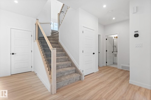 5252 47 Avenue, Calmar, AB - Indoor Photo Showing Other Room