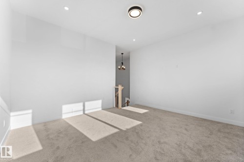 5252 47 Avenue, Calmar, AB - Indoor Photo Showing Other Room