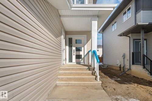 5252 47 Avenue, Calmar, AB - Outdoor With Exterior