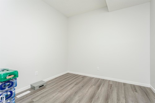 1640 Erker Way, Edmonton, AB - Indoor Photo Showing Other Room