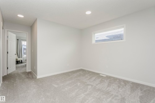 1640 Erker Way, Edmonton, AB - Indoor Photo Showing Other Room