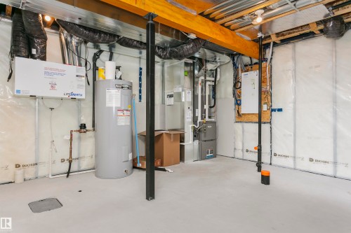 1640 Erker Way, Edmonton, AB - Indoor Photo Showing Basement