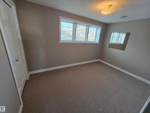 3 Walnut Street, Spruce Grove, AB - Indoor Photo Showing Other Room