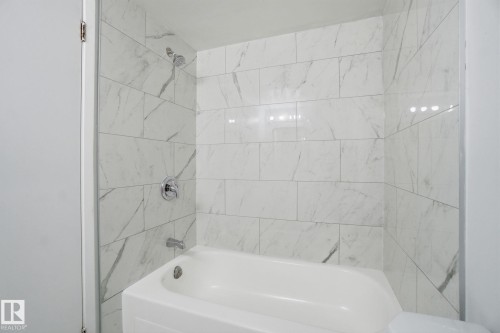 308 2908 116A Avenue, Edmonton, AB - Indoor Photo Showing Bathroom