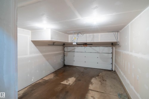 1459 Cherniak Way, Edmonton, AB - Indoor Photo Showing Garage