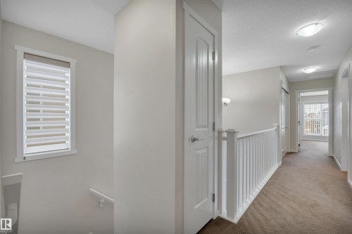 415 Simmonds Way, Leduc, AB - Indoor Photo Showing Other Room