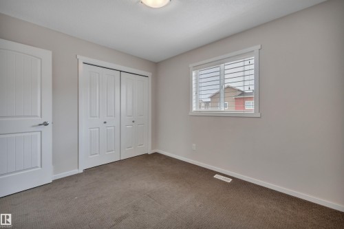 415 Simmonds Way, Leduc, AB - Indoor Photo Showing Other Room