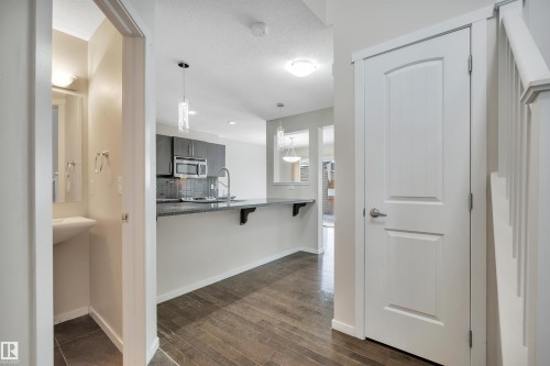 415 Simmonds Way, Leduc, AB - Indoor Photo Showing Other Room