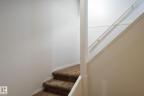 207 Callingwood Place, Edmonton, AB - Indoor Photo Showing Other Room