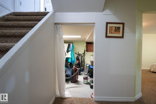 207 Callingwood Place, Edmonton, AB - Indoor Photo Showing Other Room