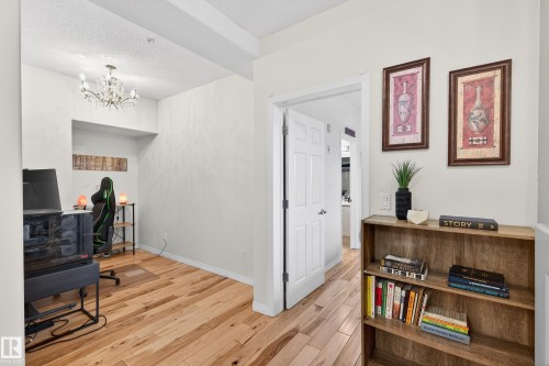 307 5280 Terwillegar Boulevard, Edmonton, AB - Indoor