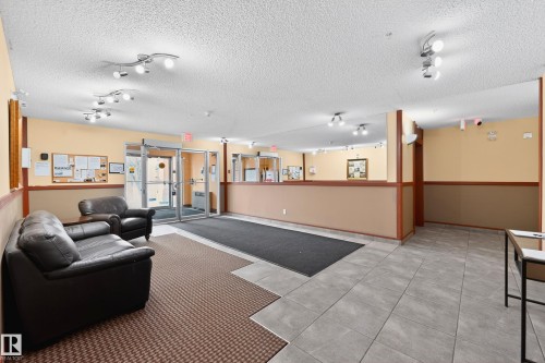 307 5280 Terwillegar Boulevard, Edmonton, AB - Indoor