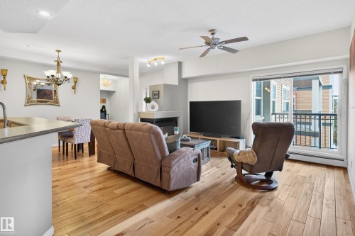 307 5280 Terwillegar Boulevard, Edmonton, AB - Indoor