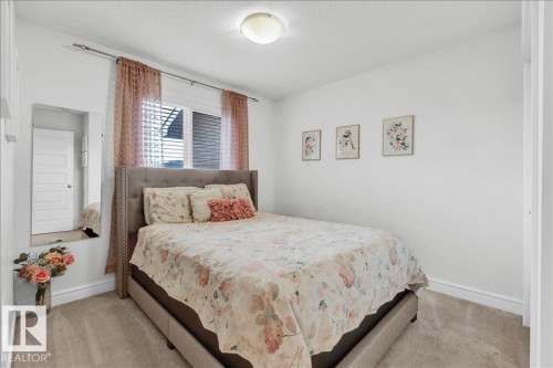 6489 King Wynd, Edmonton, AB - Indoor Photo Showing Bedroom
