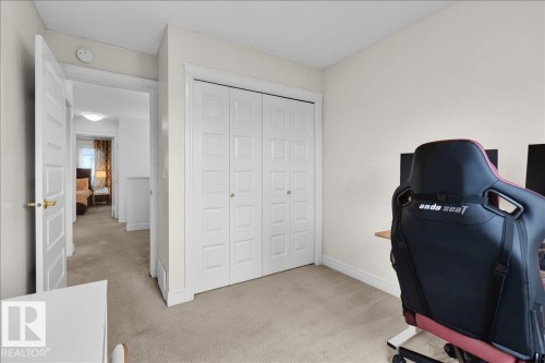 6489 King Wynd, Edmonton, AB - Indoor