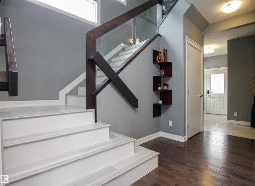 3334 Hilton Crescent, Edmonton, AB - Indoor Photo Showing Other Room