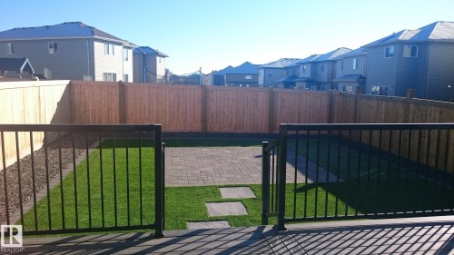 3334 Hilton Crescent, Edmonton, AB - Outdoor