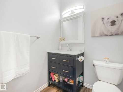 94 13825 155 Avenue, Edmonton, AB - Indoor Photo Showing Bathroom