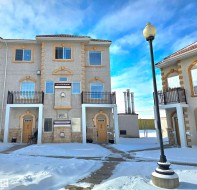 94 13825 155 Avenue  Edmonton, AB T6V 0B8