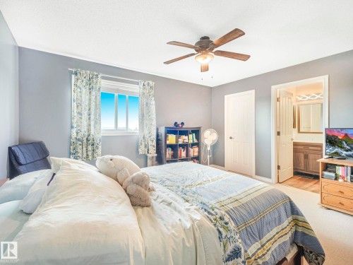 94 13825 155 Avenue, Edmonton, AB - Indoor Photo Showing Bedroom