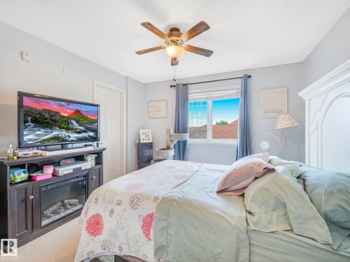 94 13825 155 Avenue, Edmonton, AB - Indoor Photo Showing Bedroom