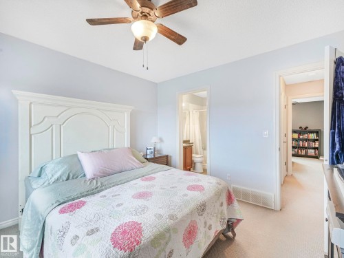 94 13825 155 Avenue, Edmonton, AB - Indoor Photo Showing Bedroom