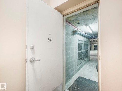 94 13825 155 Avenue, Edmonton, AB - Indoor Photo Showing Other Room
