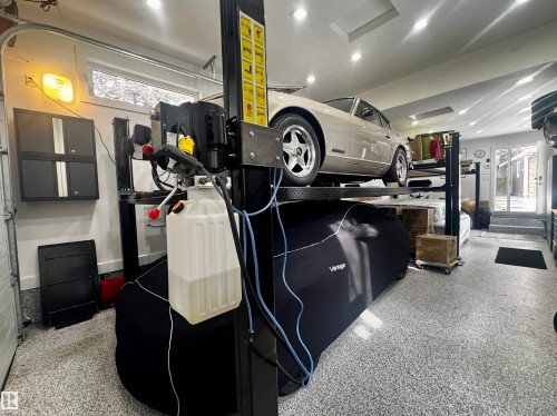 14019 88 Avenue, Edmonton, AB - Indoor