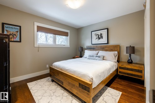 14019 88 Avenue, Edmonton, AB - Indoor Photo Showing Bedroom