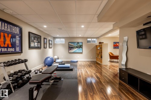 14019 88 Avenue, Edmonton, AB - Indoor