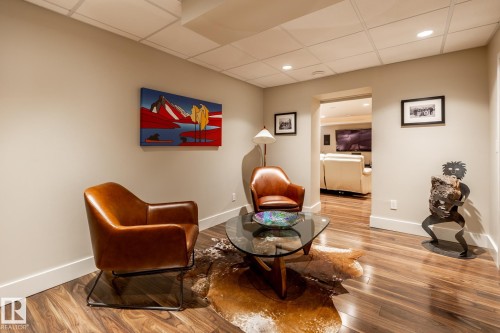 14019 88 Avenue, Edmonton, AB - Indoor