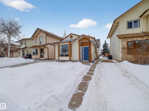 View of front of house - 4603 32 Avenue, Edmonton, AB - Outdoor With Facade