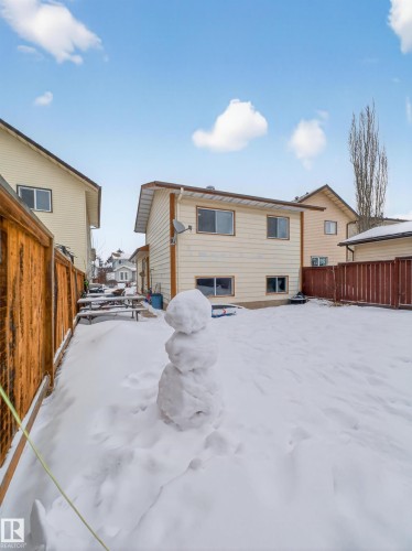 View of snow covered rear of property - 4603 32 Avenue, Edmonton, AB - Outdoor
