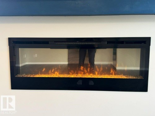 Detailed view - 4303 Prowse Link, Edmonton, AB - Indoor Photo Showing Other Room