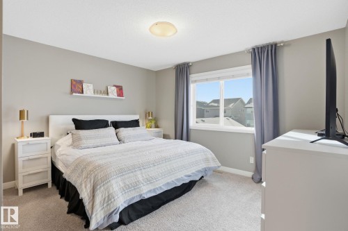 1148 Mcconachie Boulevard, Edmonton, AB - Indoor Photo Showing Bedroom