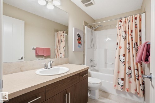 1148 Mcconachie Boulevard, Edmonton, AB - Indoor Photo Showing Bathroom