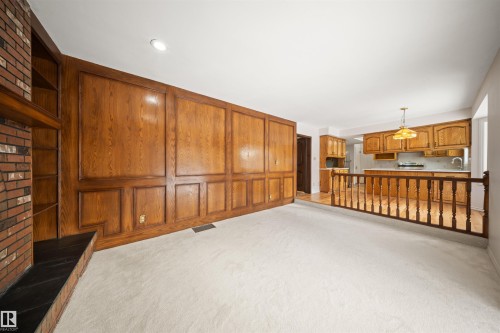 823 Richards Crescent, Edmonton, AB - Indoor Photo Showing Other Room