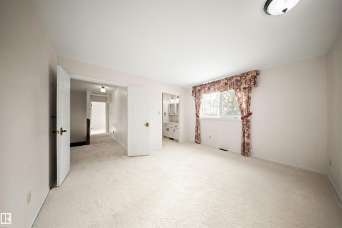823 Richards Crescent, Edmonton, AB - Indoor Photo Showing Other Room
