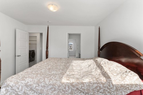 20007 16 Avenue, Edmonton, AB - Indoor Photo Showing Bedroom