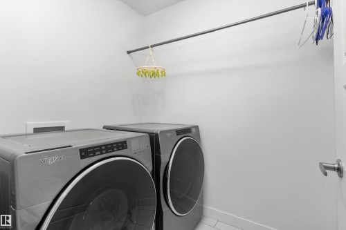 20007 16 Avenue, Edmonton, AB - Indoor Photo Showing Laundry Room