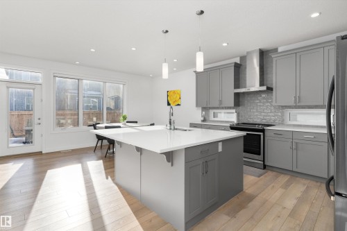 20007 16 Avenue, Edmonton, AB - Indoor Photo Showing Kitchen With Upgraded Kitchen