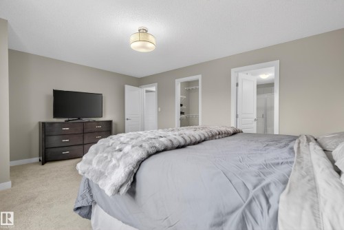 3333 West Court, Edmonton, AB - Indoor Photo Showing Bedroom