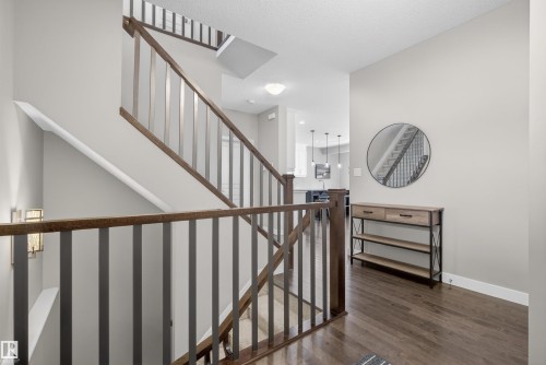 3333 West Court, Edmonton, AB - Indoor Photo Showing Other Room