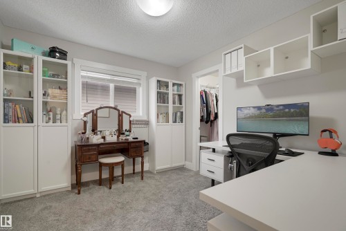 5911 7 Avenue, Edmonton, AB - Indoor Photo Showing Office