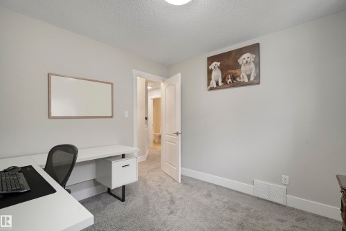 5911 7 Avenue, Edmonton, AB - Indoor Photo Showing Office