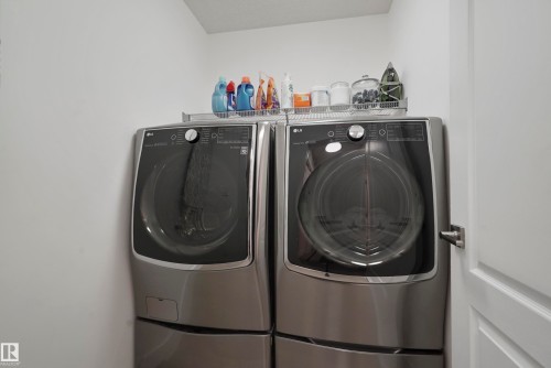 5911 7 Avenue, Edmonton, AB - Indoor Photo Showing Laundry Room