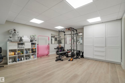 5911 7 Avenue, Edmonton, AB - Indoor Photo Showing Gym Room