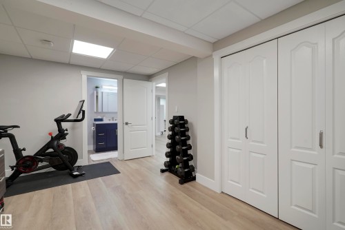 5911 7 Avenue, Edmonton, AB - Indoor Photo Showing Gym Room