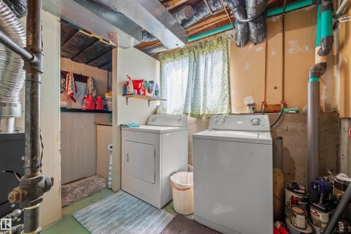 116 Callingwood Two, Edmonton, AB - Indoor Photo Showing Laundry Room